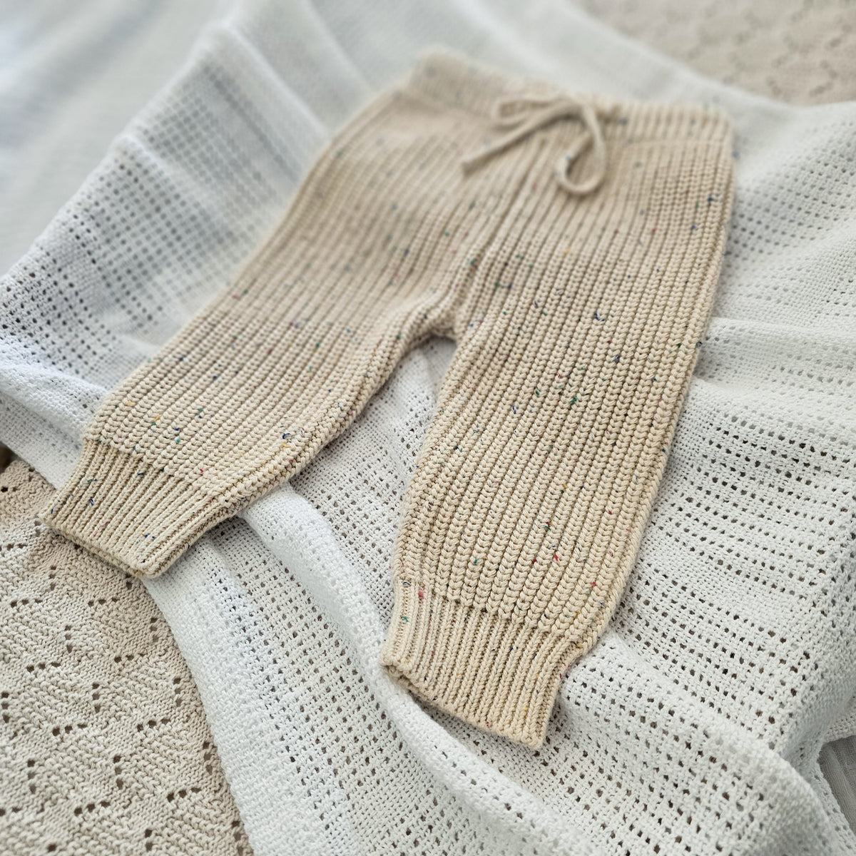 Specked sand organic cotton chunky knit baby pants 0-3 months